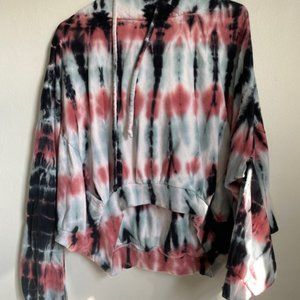 tie dye cropped hoodie and pants size m/L
